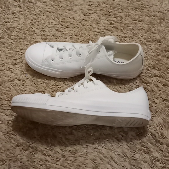 #518Unisex Converse Chuck Taylor All Star Leather 136823C Low Casual ShoesM8 W10 - Picture 3 of 12